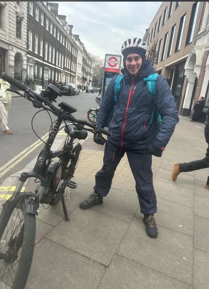Customer-submitted e-bike photo accompanying Боби Work Google review